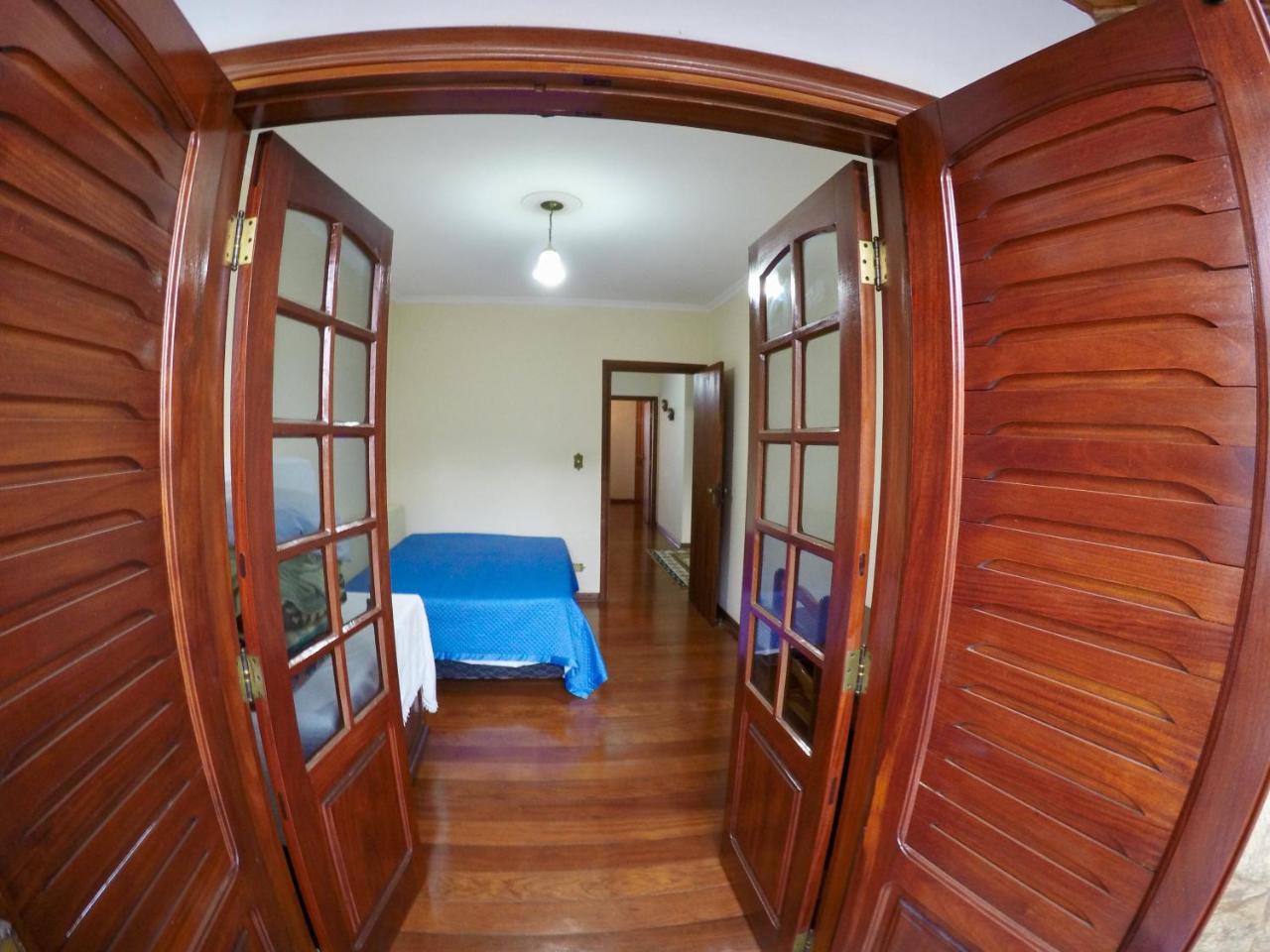 Confortável casa de madeira Poços de Caldas Exterior foto